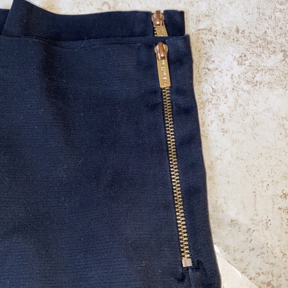 Calvin Klein black pants size 4 - Picture 2 of 3